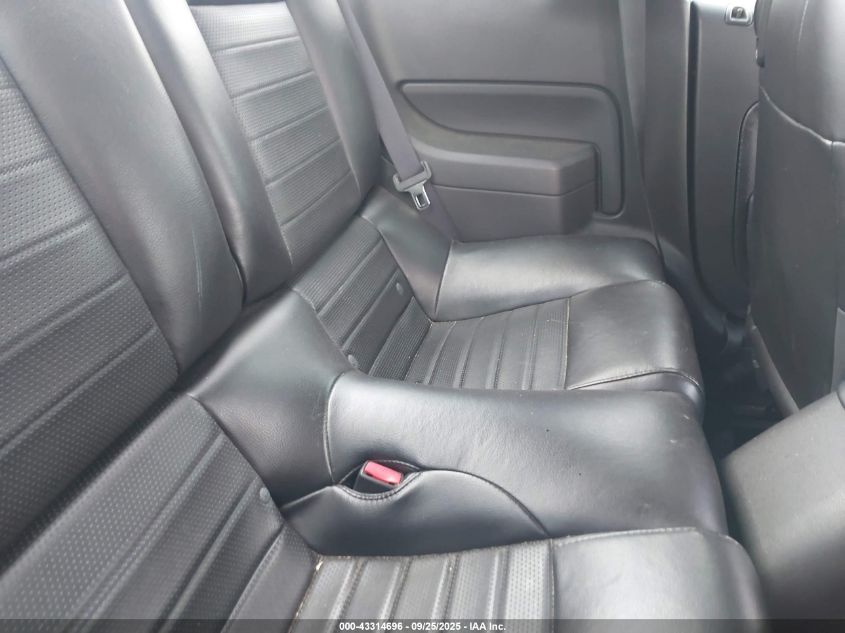 2007 Ford Mustang Gt Deluxe/Gt Premium VIN: 1ZVHT82H675250977 Lot: 43314696