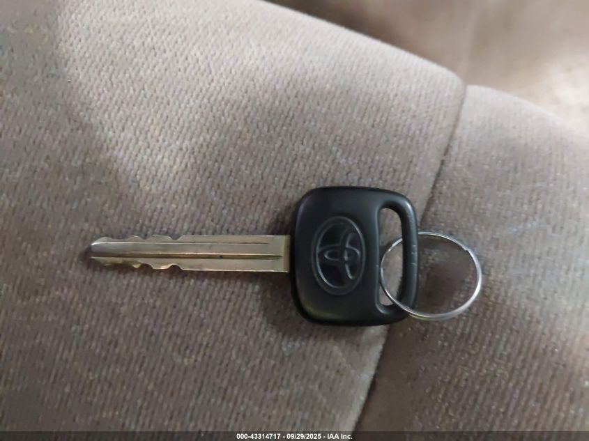 1999 Toyota Camry Le VIN: 4T1BG22K3XU510016 Lot: 43314717