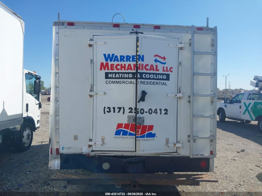 2004 Chevrolet Express Cutaway Base W/C7L/C7N VIN: 1GBJG31U741117825 Lot: 43314732