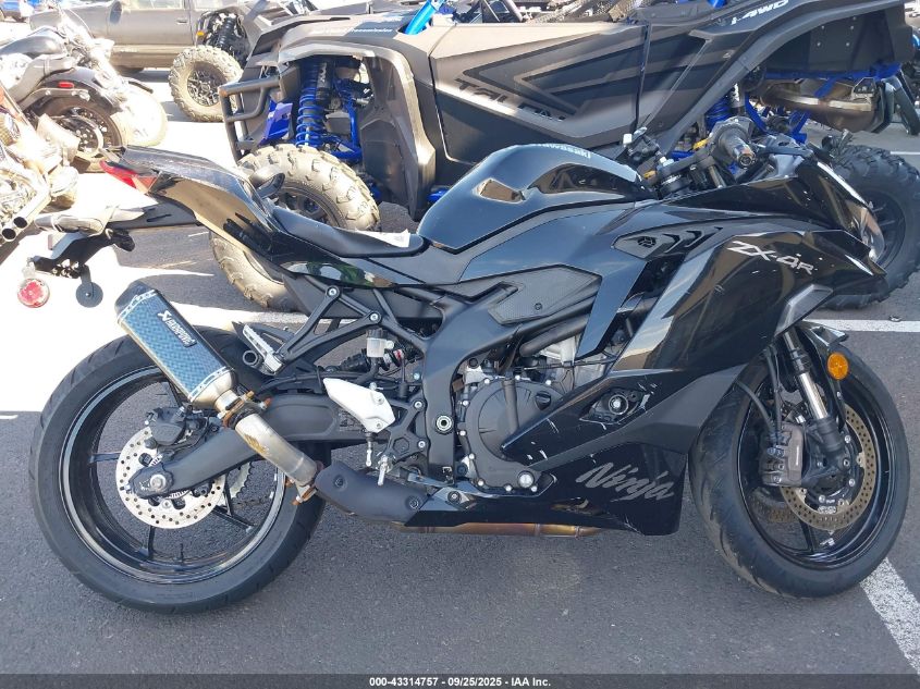 2024 Kawasaki Zx400 P VIN: ML5ZXCP14RDA18989 Lot: 43314757