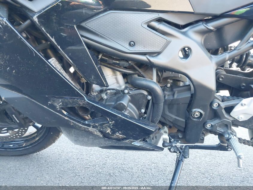 2024 Kawasaki Zx400 P VIN: ML5ZXCP14RDA18989 Lot: 43314757