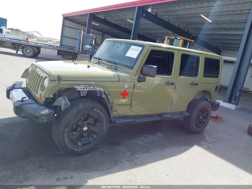 2013 JEEP WRANGLER UNLIMITED SAHARA - 1C4BJWEG9DL700036