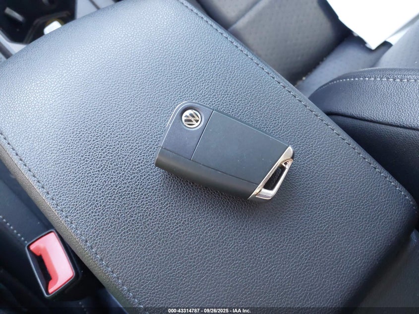 2020 VOLKSWAGEN TIGUAN 2.0T SE/2.0T SE R-LINE BLACK/2.0T SEL 3VV2B7AX9LM013792