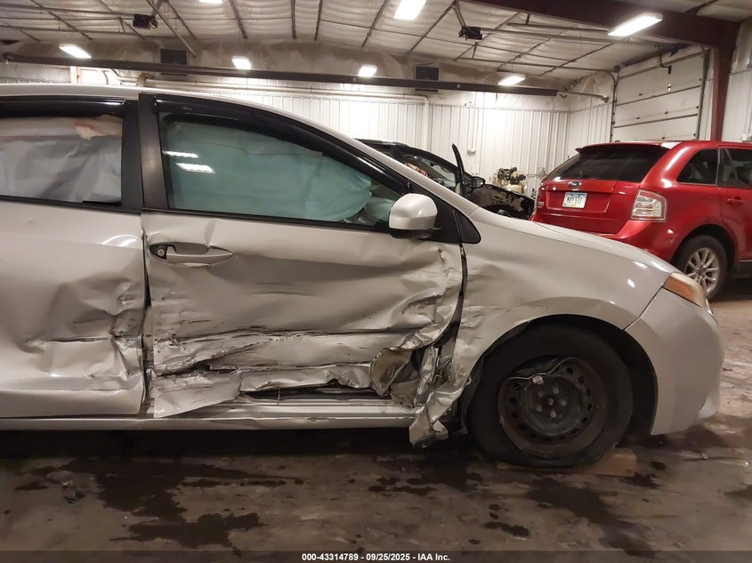 2014 Toyota Corolla L VIN: 2T1BURHE6EC157255 Lot: 43314789