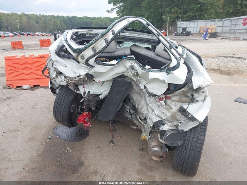 2013 Hyundai Veloster Base W/Gray VIN: KMHTC6AD0DU155604 Lot: 43314820