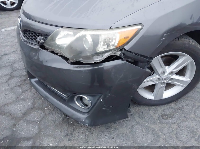 2014 TOYOTA CAMRY SE - 4T1BF1FK9EU752815