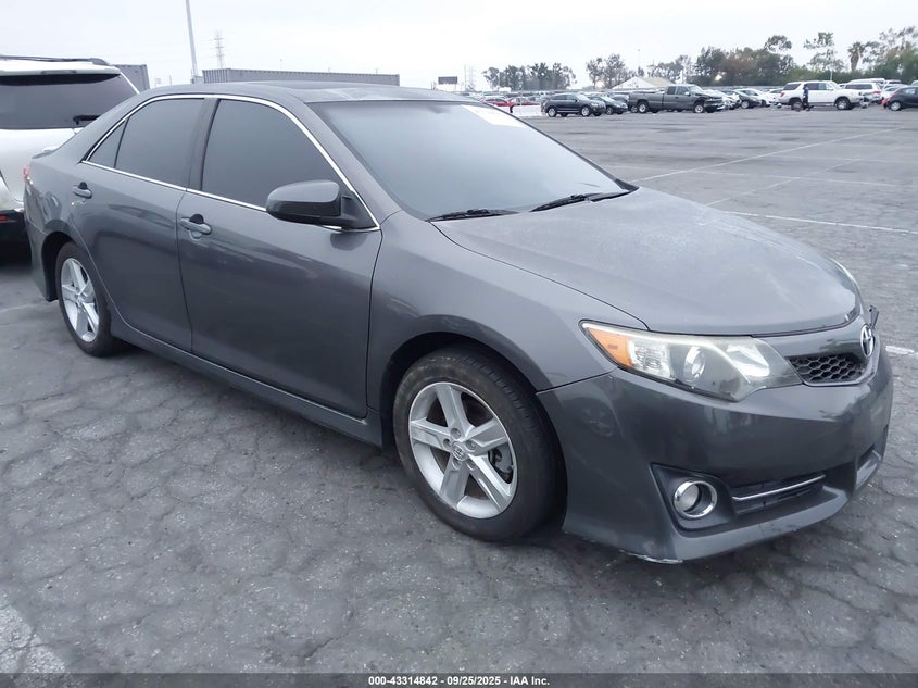 2014 TOYOTA CAMRY SE - 4T1BF1FK9EU752815