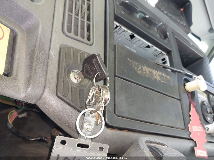 2004 International 4000 4300 VIN: 1HTMMAAN74H656437 Lot: 43314968