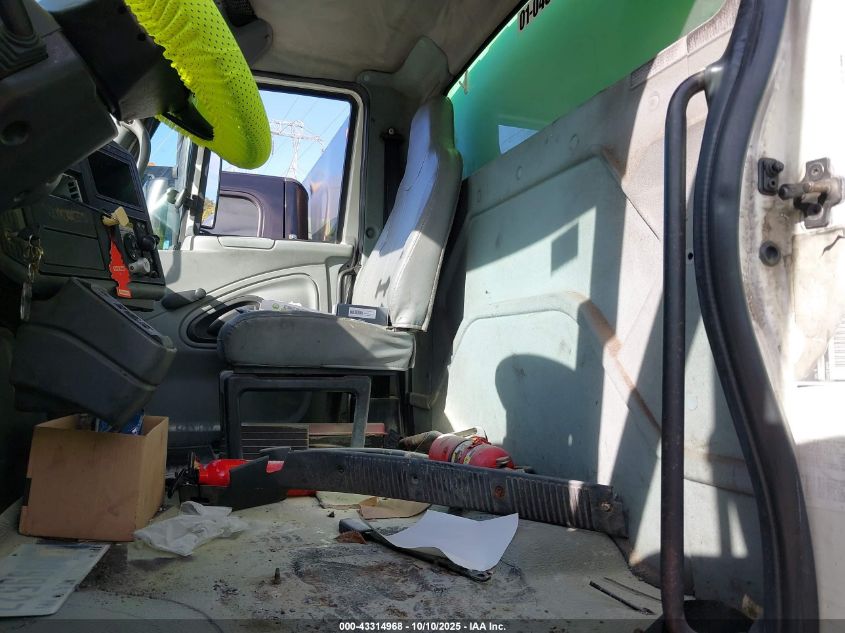 2004 International 4000 4300 VIN: 1HTMMAAN74H656437 Lot: 43314968