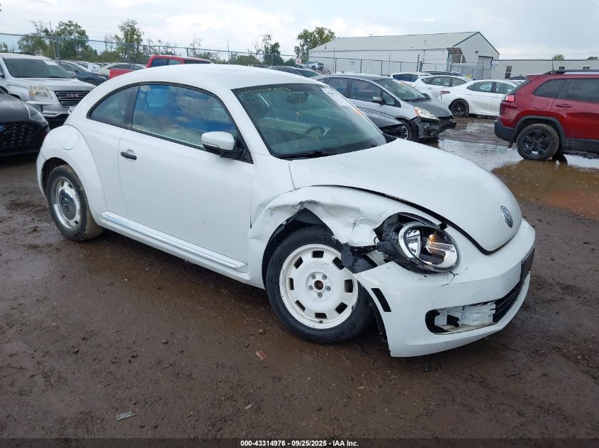 2015 VOLKSWAGEN BEETLE 1.8T CLASSIC - 3VWF17AT5FM653676