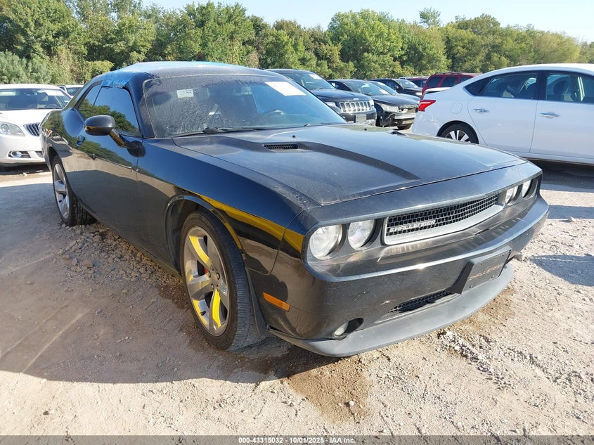 DODGE CHALLENGER SXT PLUS