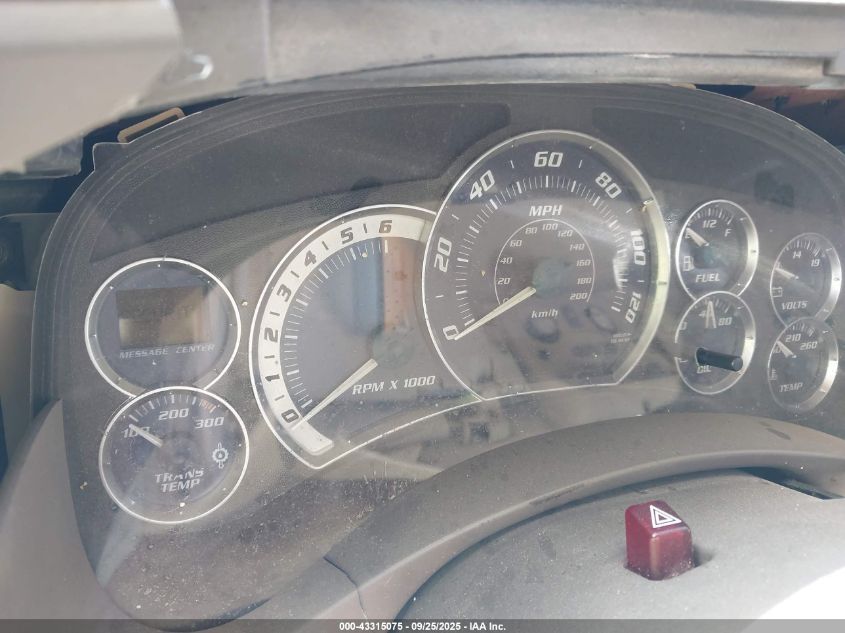 2002 Cadillac Escalade Standard VIN: 1GYEK63N62R229236 Lot: 43315075