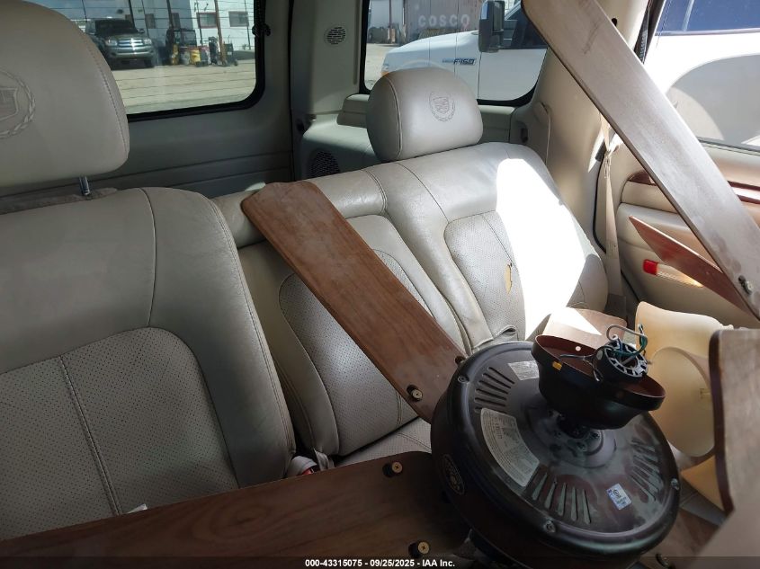 2002 Cadillac Escalade Standard VIN: 1GYEK63N62R229236 Lot: 43315075