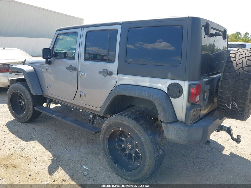 2017 JEEP WRANGLER UNLIMITED SPORT 4X4 - 1C4BJWDG2HL586971