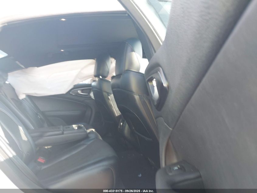 2015 Chrysler 200 S VIN: 1C3CCCBG3FN581137 Lot: 43315175