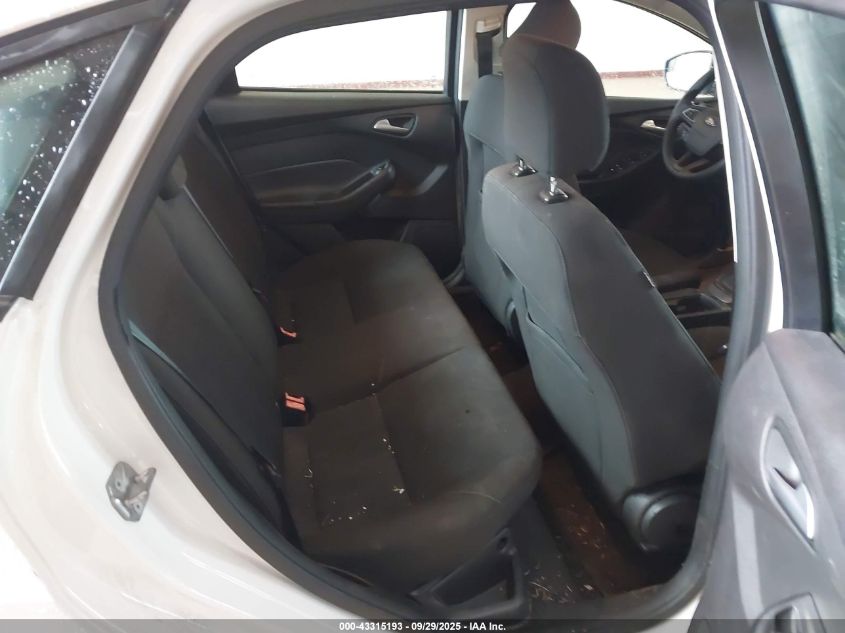 2015 Ford Focus Se VIN: 1FADP3F23FL242818 Lot: 43315193