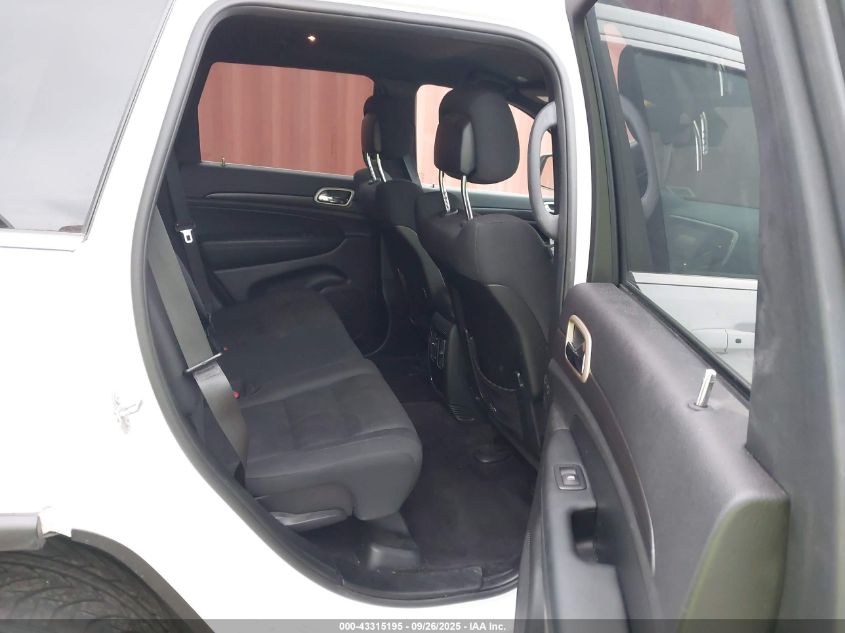 2017 Jeep Grand Cherokee Laredo 4X4 VIN: 1C4RJFAG8HC954816 Lot: 43315195