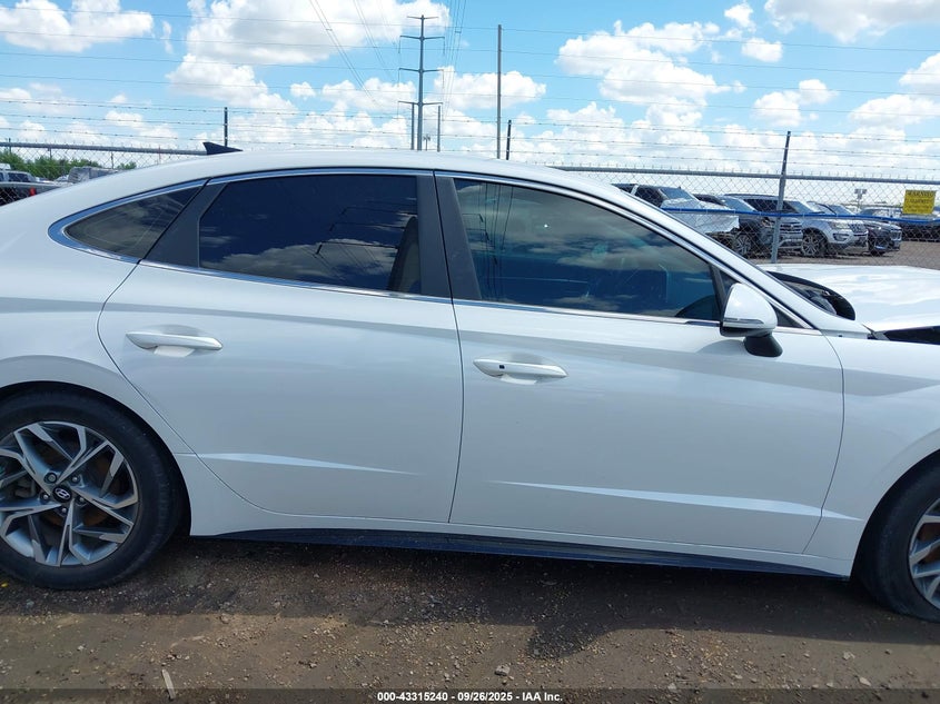 2022 HYUNDAI SONATA SEL KMHL64JA2NA210266