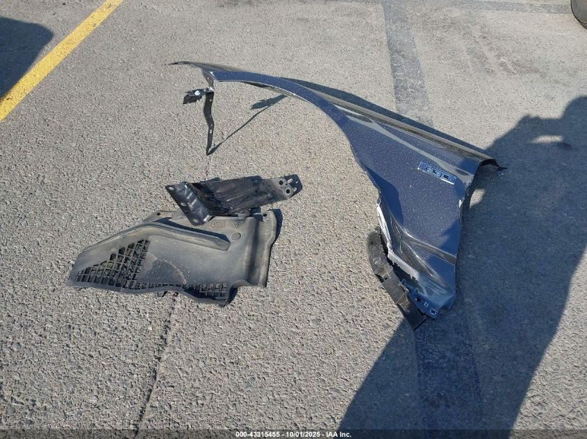 2022 Ford Mustang Ecoboost Premium Fastback VIN: 1FA6P8TD3N5130907 Lot: 43315455