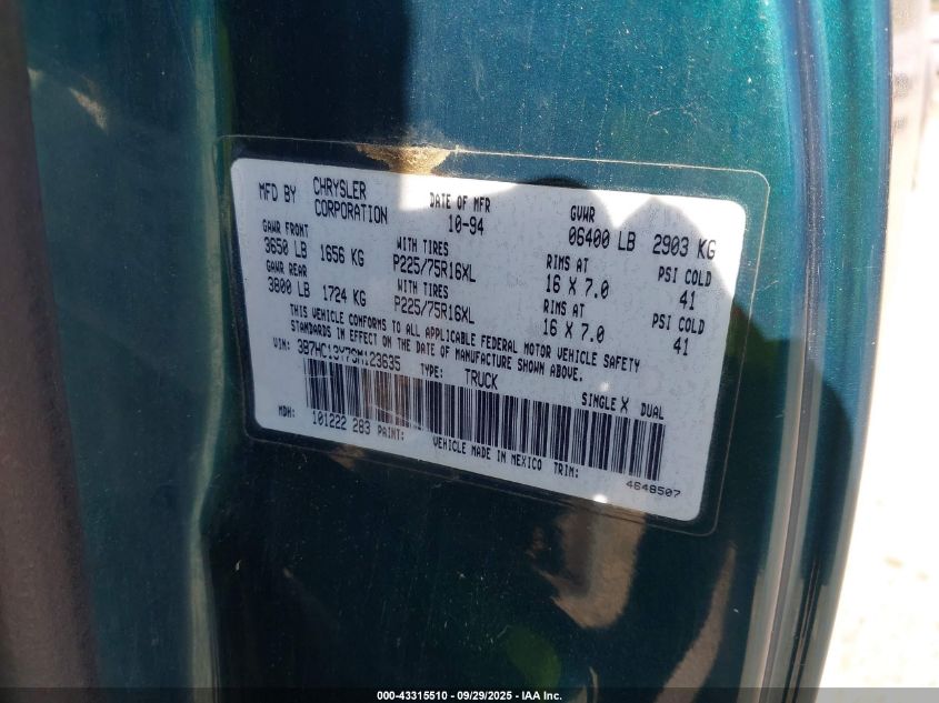 1995 Dodge Ram 1500 VIN: 3B7HC13Y7SM123635 Lot: 43315510