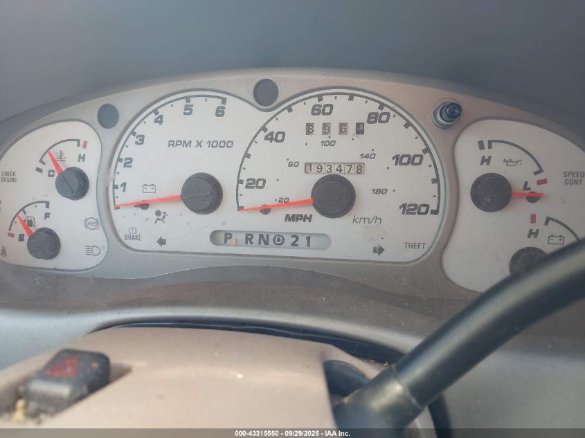 2002 Ford Explorer Sport Trac VIN: 1FMZU67E32UC05643 Lot: 43315550