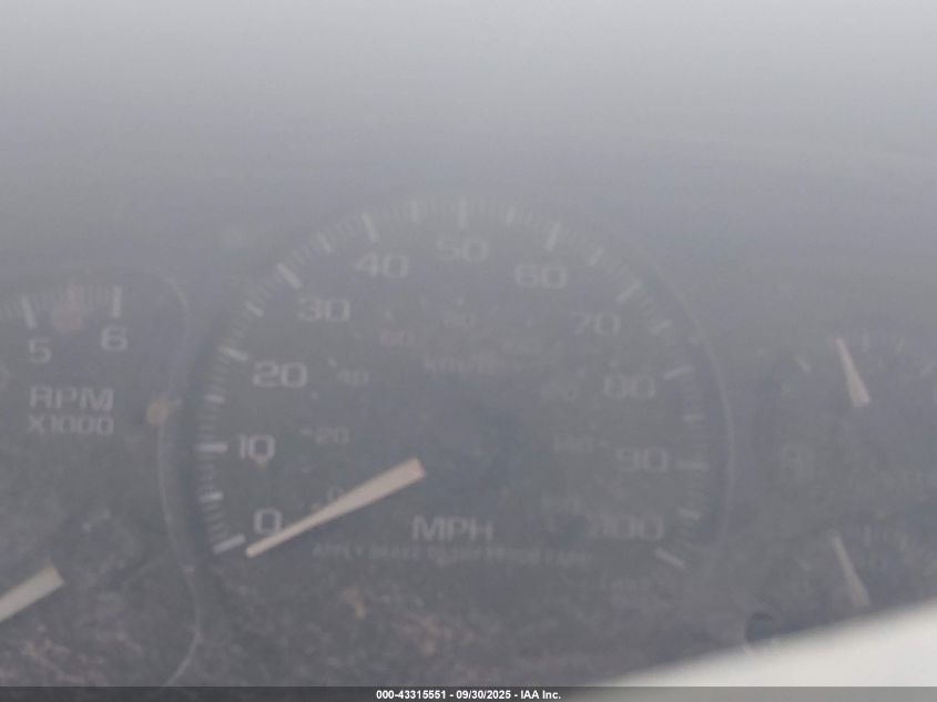 2002 Chevrolet Silverado K3500 VIN: 1GCJK34UX2E1149X Lot: 43315551