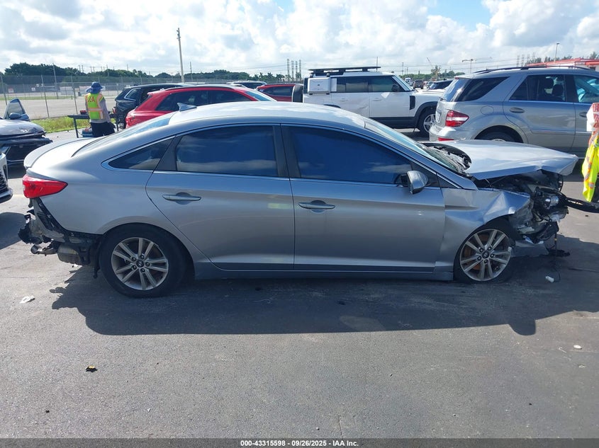 2017 HYUNDAI SONATA - 5NPE24AF8HH445899