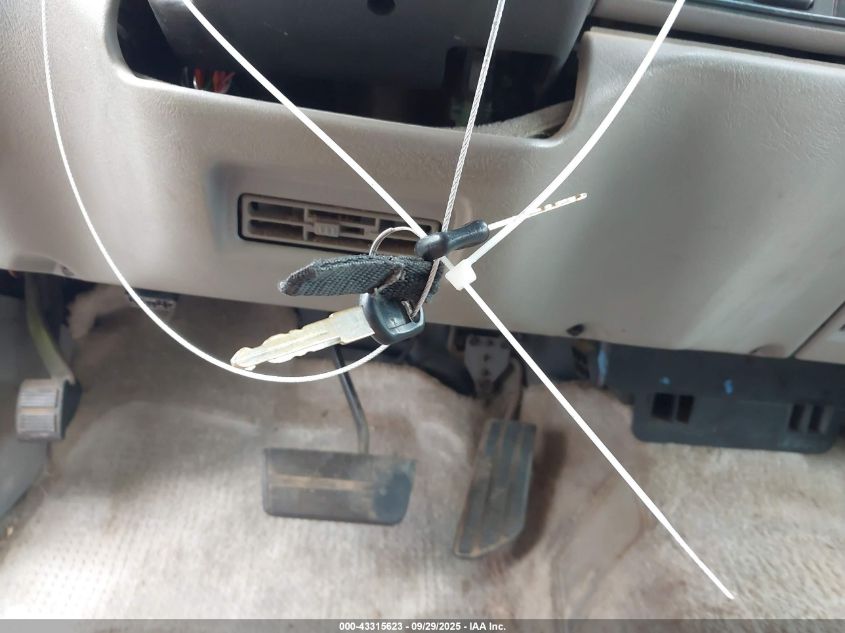 1999 Chevrolet Tahoe Ls VIN: 1GNEK13R0XJ538824 Lot: 43315623