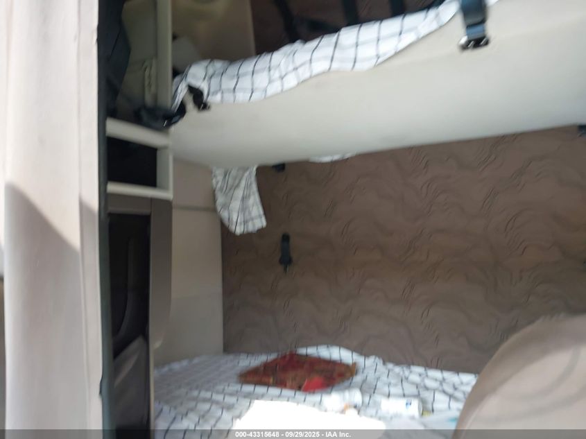 2018 Volvo Vnl VIN: 4V4NB9EH8JN998264 Lot: 43315648