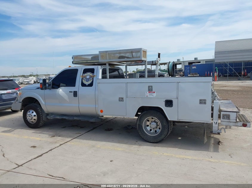 2013 Ford F-350 Chassis Xlt VIN: 1FD8X3H64DEA18370 Lot: 43315771