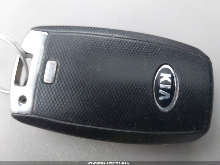 2015 Kia Sorento Limited V6 VIN: 5XYKWDA78FG642575 Lot: 43315974