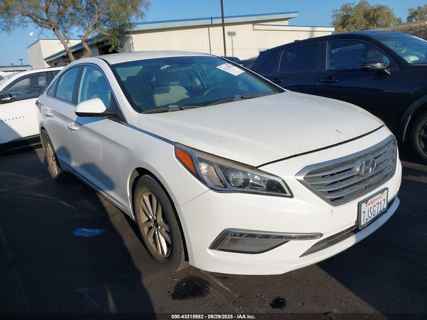 5NPE24AF3FH154613 2015 Hyundai Sonata Se auction photo 1