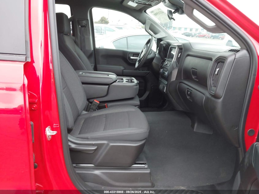 2025 CHEVROLET SILVERADO 1500 2WD  SHORT BED CUSTOM - 1GCPABEK0SZ242853