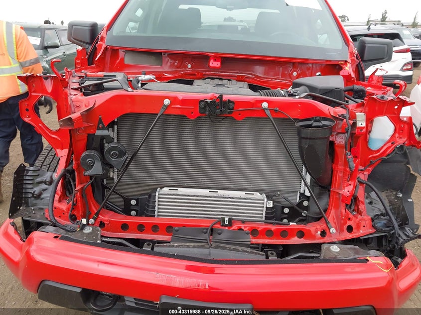 2025 CHEVROLET SILVERADO 1500 2WD  SHORT BED CUSTOM - 1GCPABEK0SZ242853