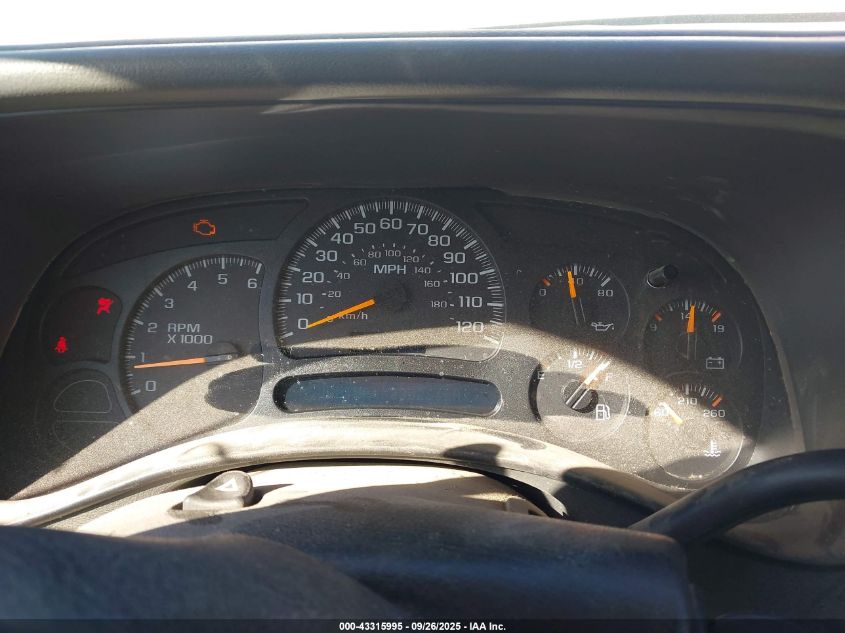 2005 Chevrolet Silverado 1500 Z71 VIN: 2GCEK13T051298976 Lot: 43315995