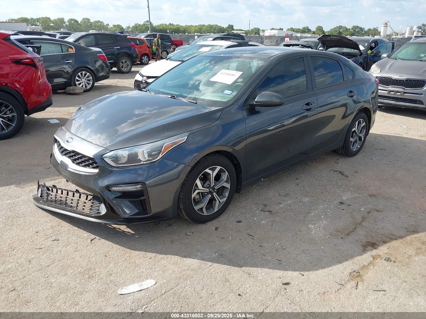 3KPF24AD5ME265202 2021 KIA FORTE photo no. 2