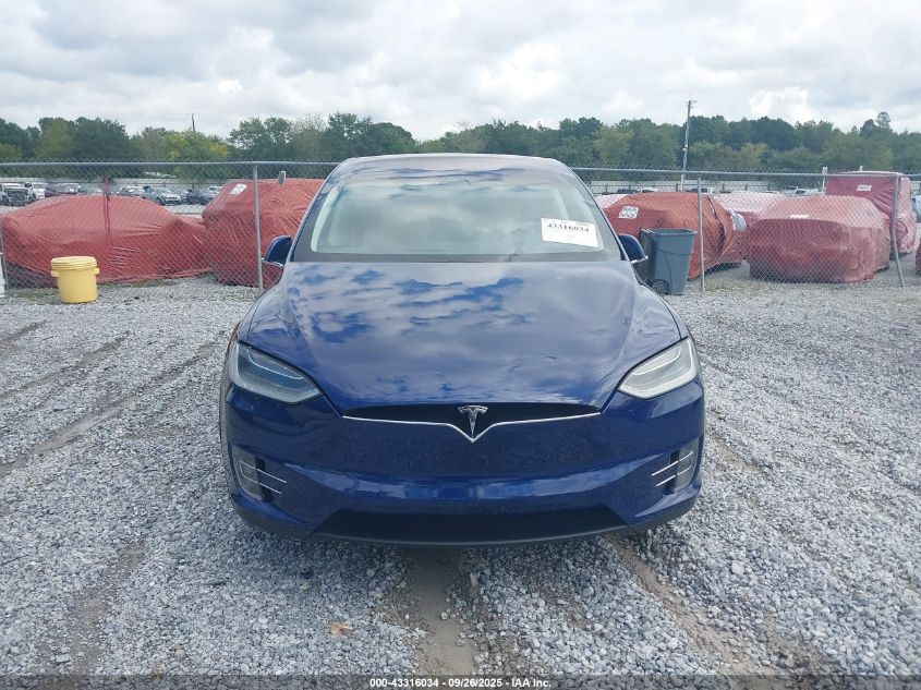 2017 Tesla Model X 100D/75D/90D VIN: 5YJXCDE28HF052237 Lot: 43316034