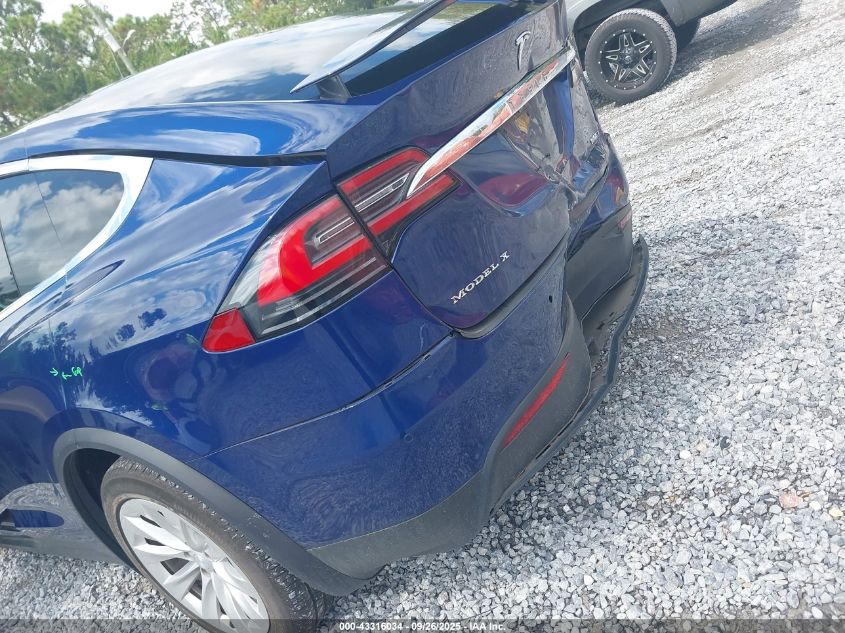 2017 Tesla Model X 100D/75D/90D VIN: 5YJXCDE28HF052237 Lot: 43316034