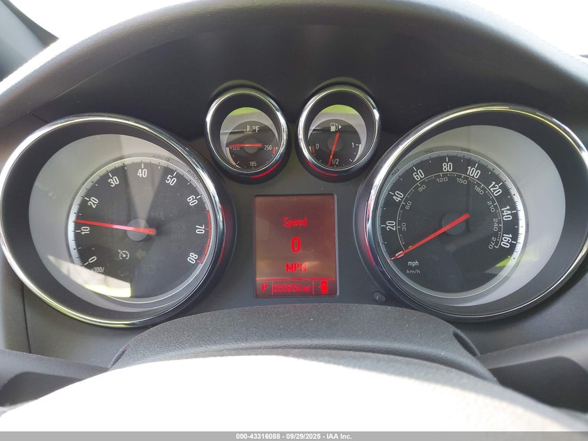 2018 Buick Cascada Premium VIN: W04WH3N54JG092032 Lot: 43316088