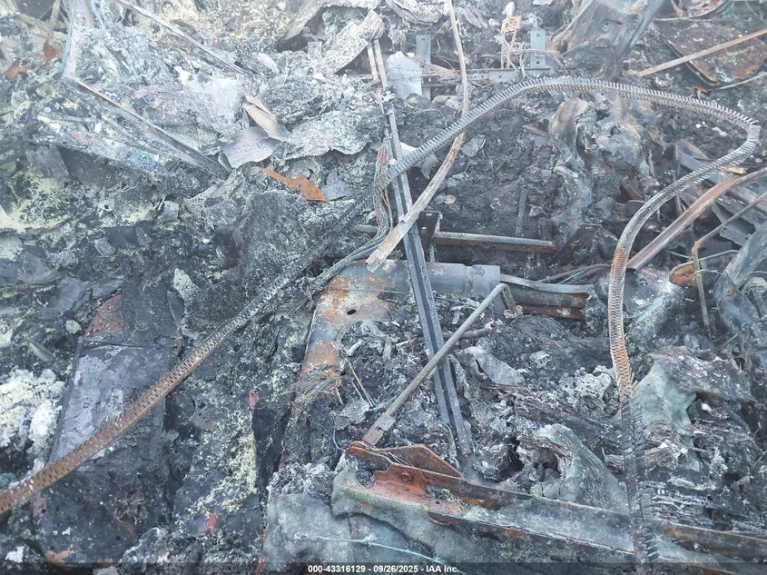 2019 Ram 1500 Laramie 4X4 5'7 Box VIN: 1C6SRFJT6KN694779 Lot: 43316129