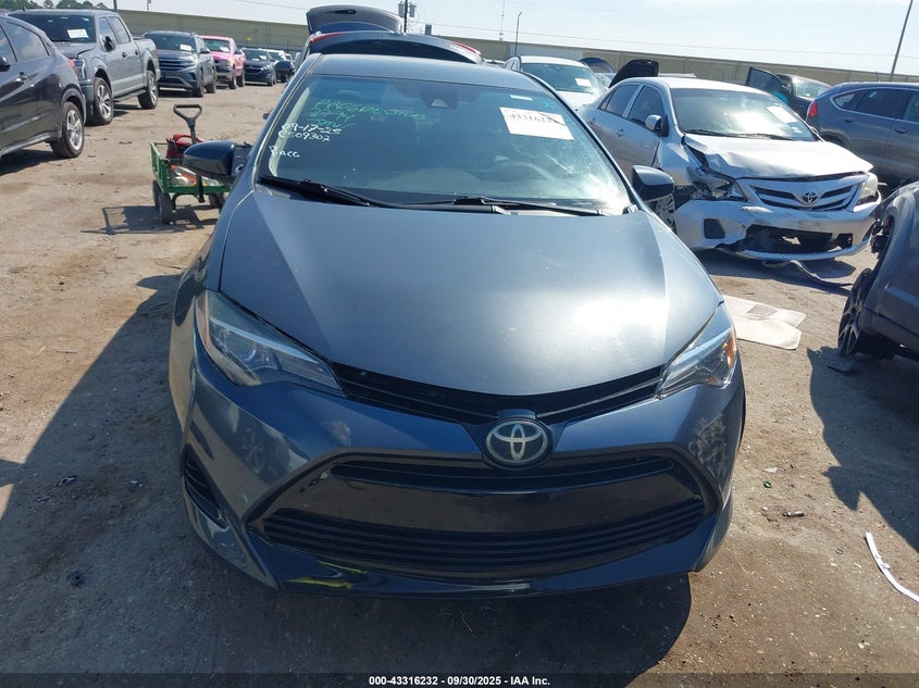 2018 TOYOTA COROLLA LE - 5YFBURHE7JP747040