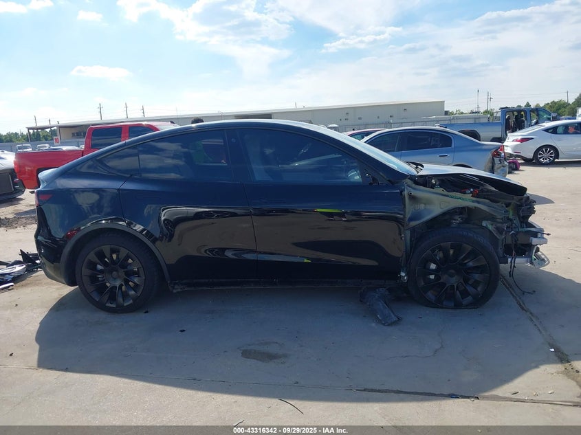 2021 Tesla Model Y Long Range Dual Motor All-Wheel Drive VIN: 5YJYGDEE1MF253054 Lot: 43316342