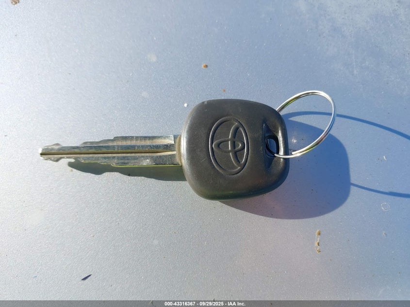 2003 Toyota Mr2 Spyder VIN: JTDFR320130056905 Lot: 43316367