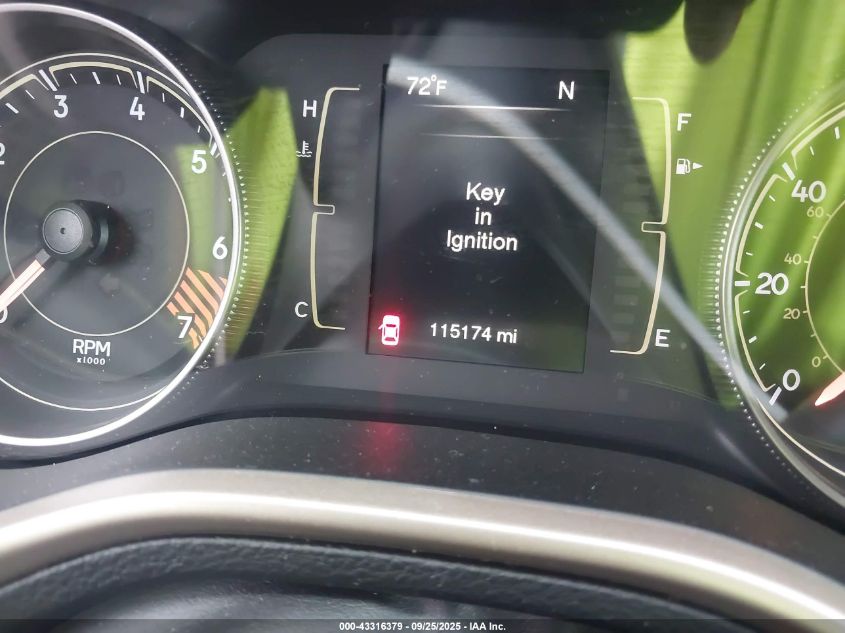 2014 Jeep Cherokee Latitude VIN: 1C4PJLCB5EW323734 Lot: 43316379