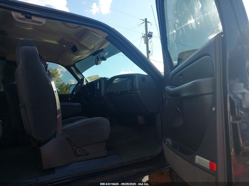 2004 Chevrolet Silverado 1500 Z71 VIN: 1GCEK19T04E319846 Lot: 43316420