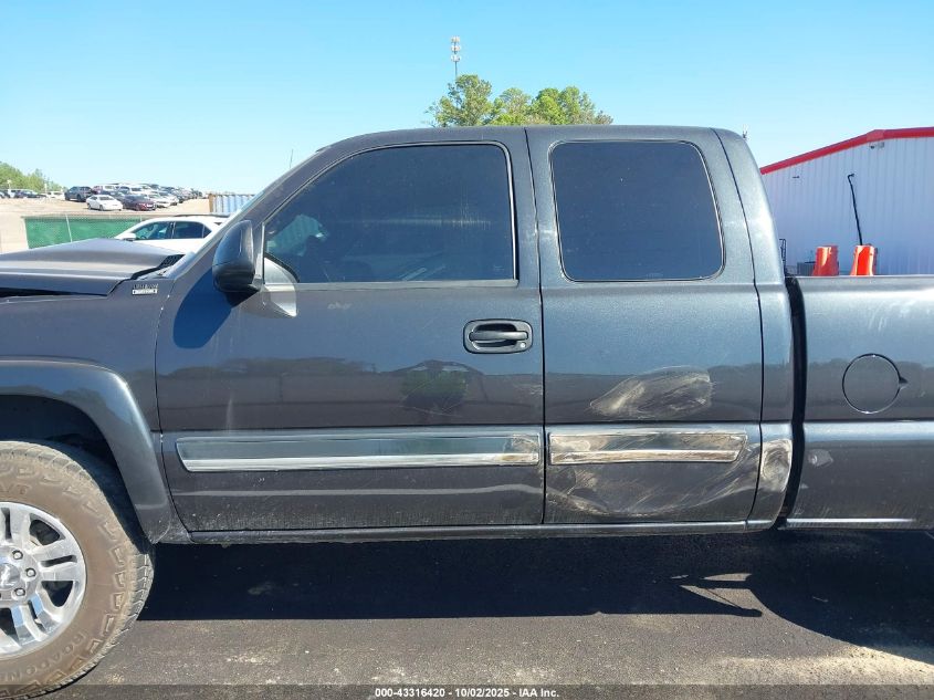 2004 Chevrolet Silverado 1500 Z71 VIN: 1GCEK19T04E319846 Lot: 43316420