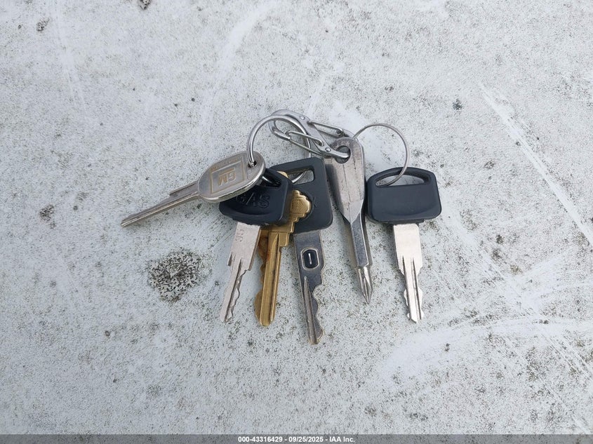 2002 Cadillac Eldorado Etc VIN: 1G6ET12942B102149 Lot: 43316429