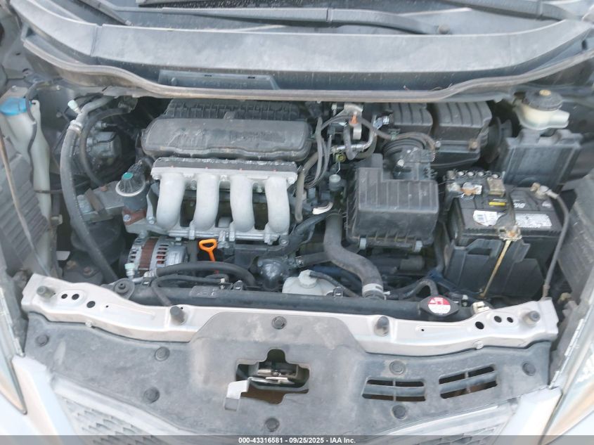 2010 Honda Fit VIN: JHMGE8H25AS013139 Lot: 43316581