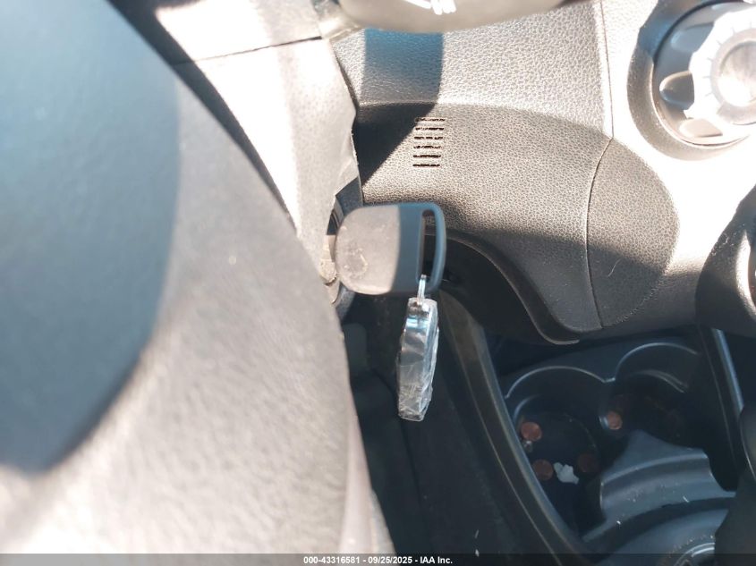 2010 Honda Fit VIN: JHMGE8H25AS013139 Lot: 43316581