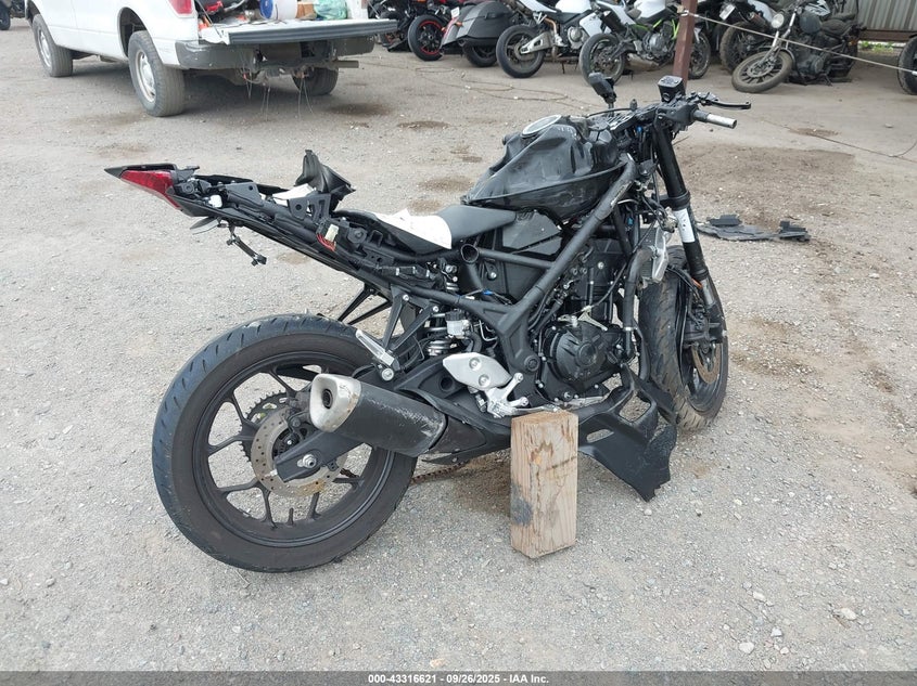 MH3RH18Y9PK013443 2023 YAMAHA YZF photo no. 4